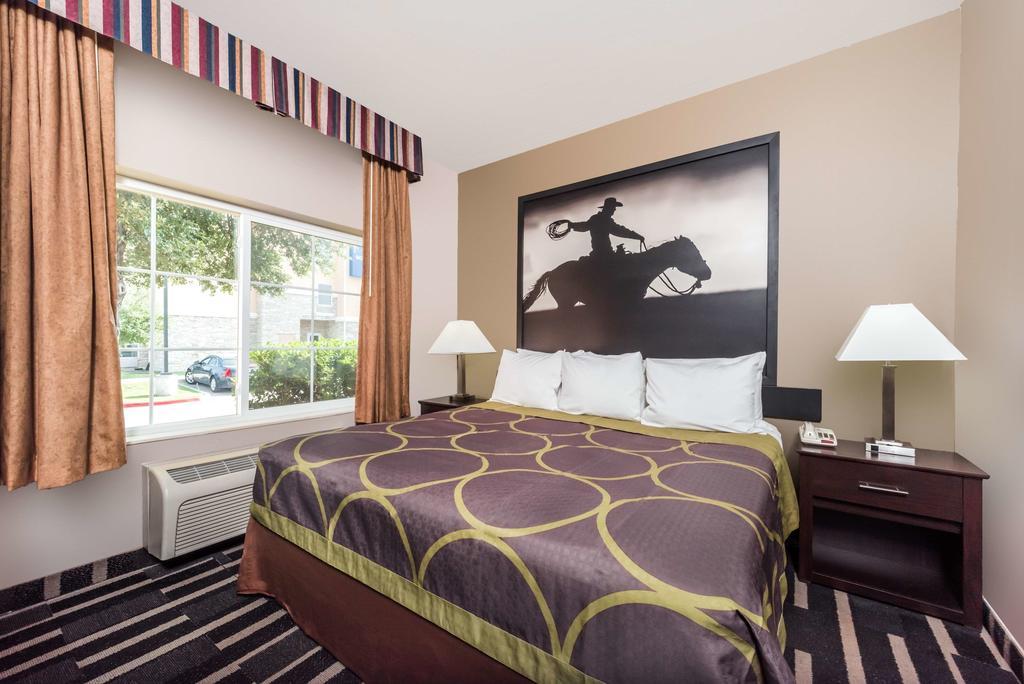 Super 8 By Wyndham Fort Worth North Εξωτερικό φωτογραφία